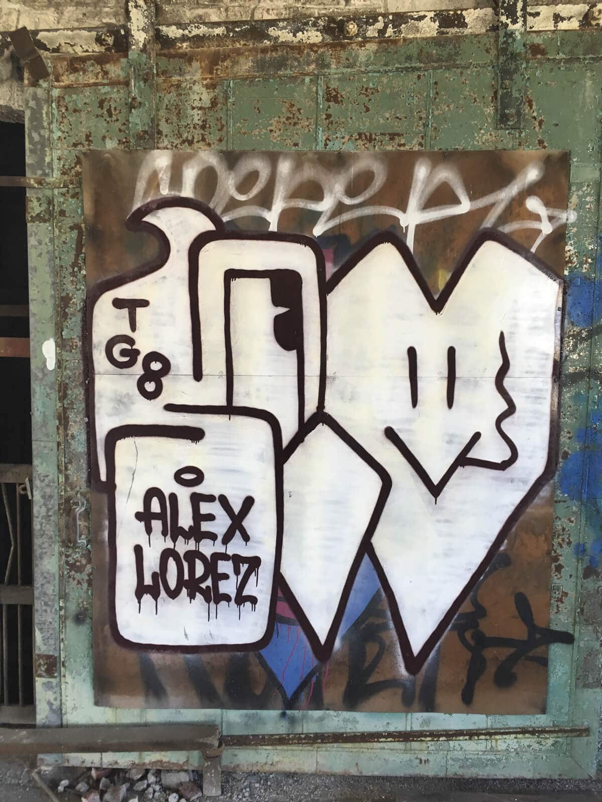 ROACHI throw up street bombing graffiti Brooklyn New York ARTILLERY interview